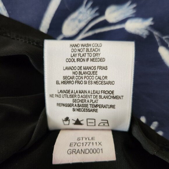 Ellen Tracy Scoop Neck Cap Slv Front Ruffle Casual/Dressy Pullover Top XL Black - Picture 6 of 7